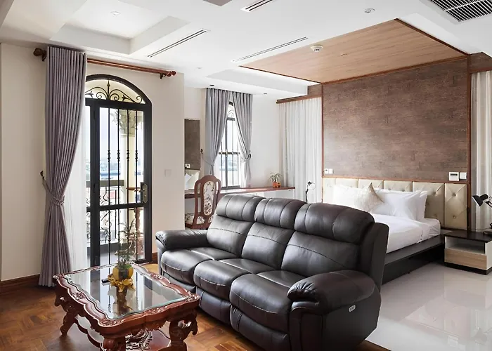Lcs Hotel & Apartment