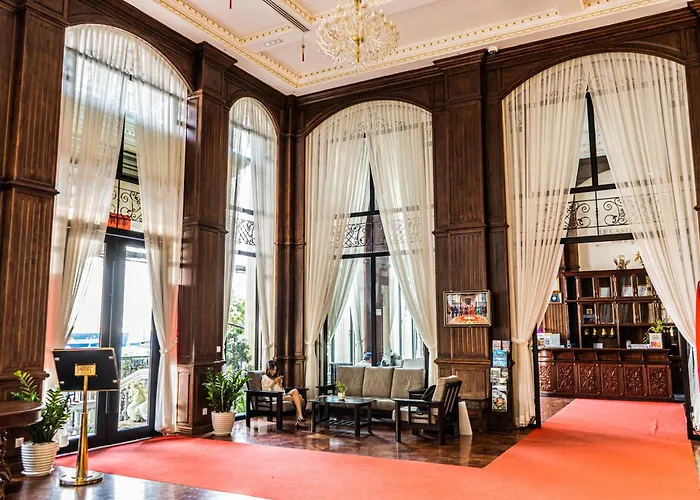 Lcs Hotel & Apartment