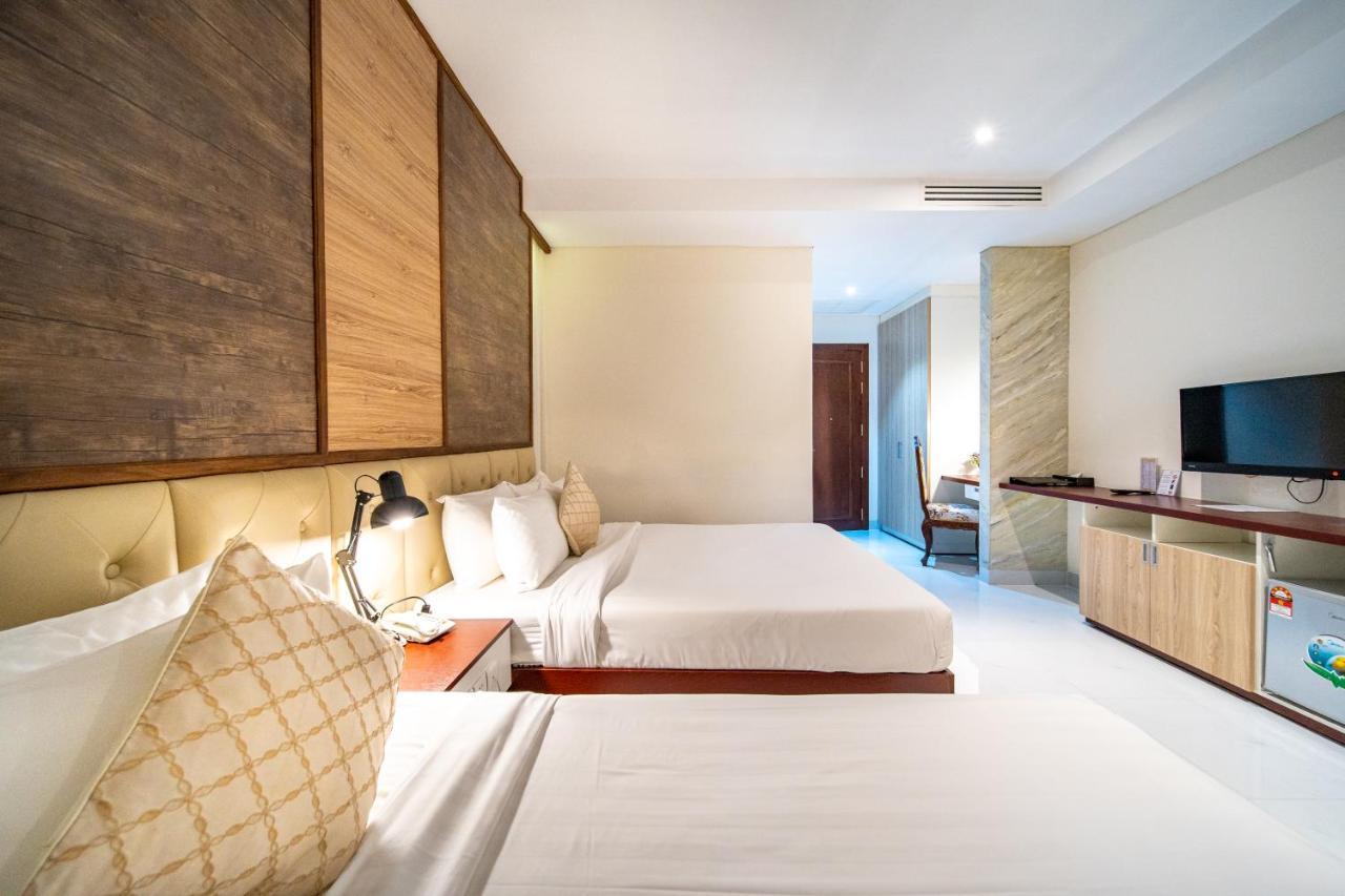 Hotel Lcs & 4*