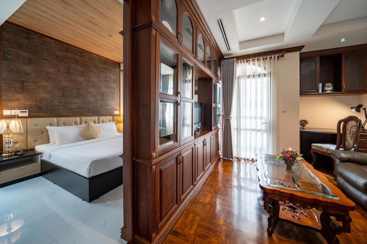 Hotel Lcs & 4*