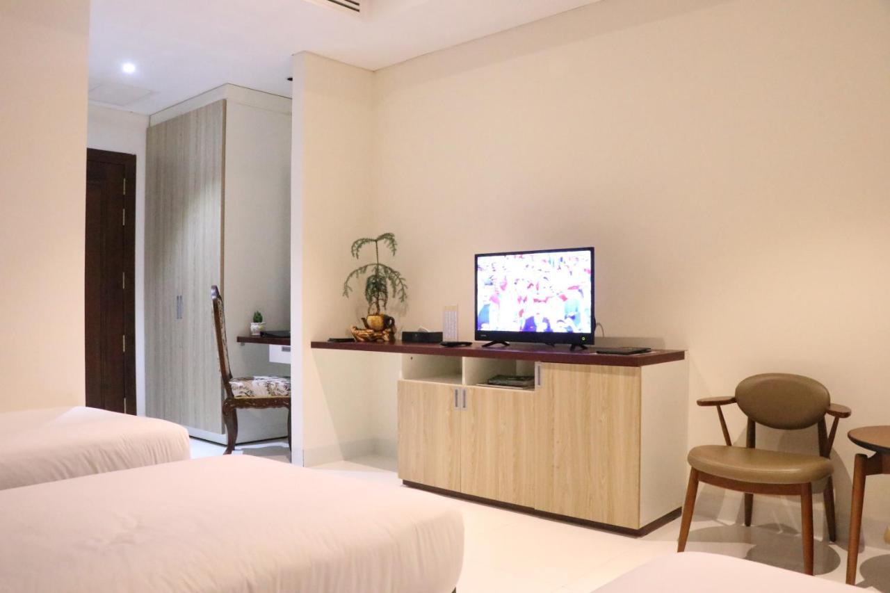 Lcs & Phnom Penh